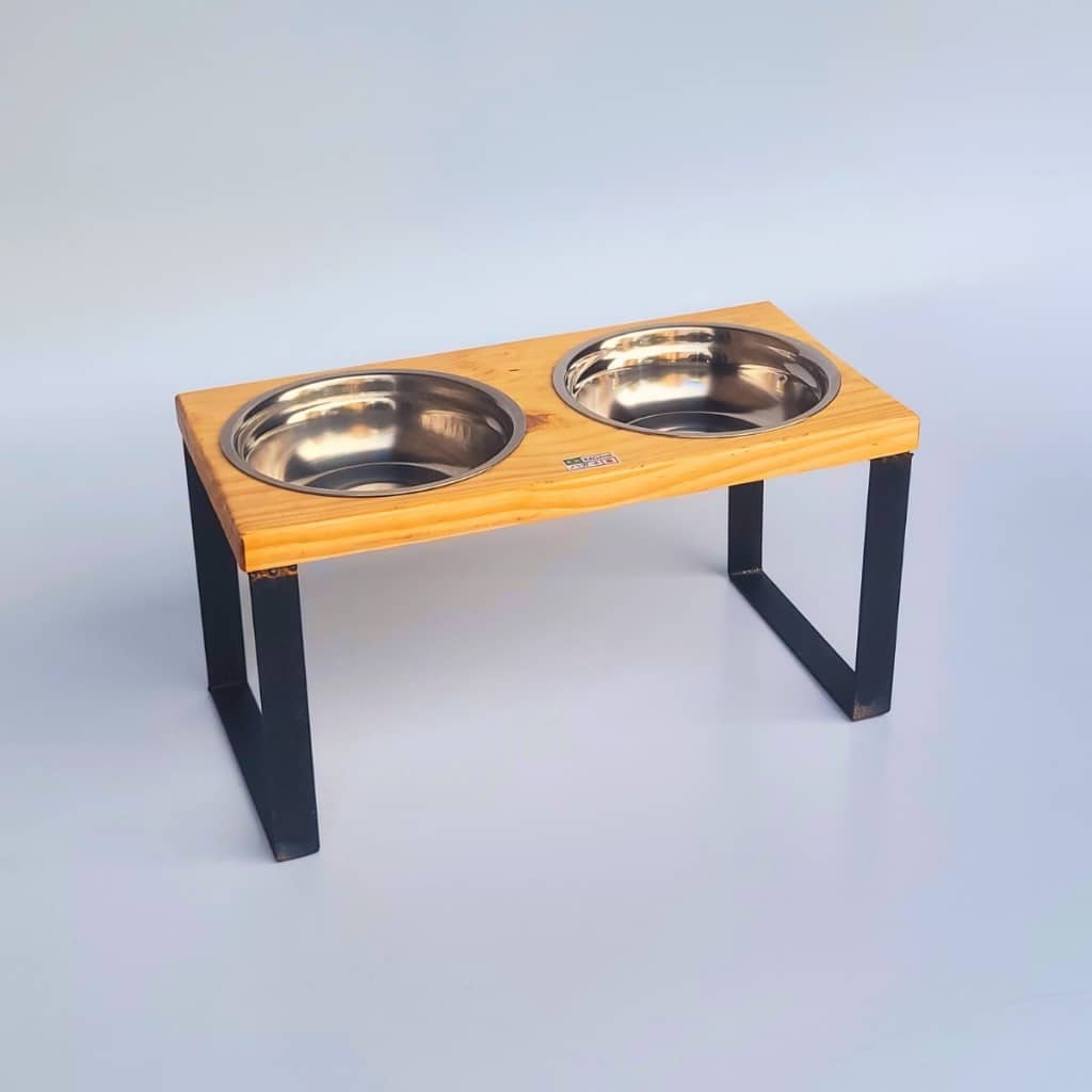 comedouro-elevado-mdf-alto
